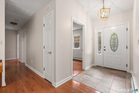 20 Prindiville Avenue Waterford CT 06385