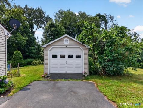 1324 Boston Post Road Old Saybrook CT 06475