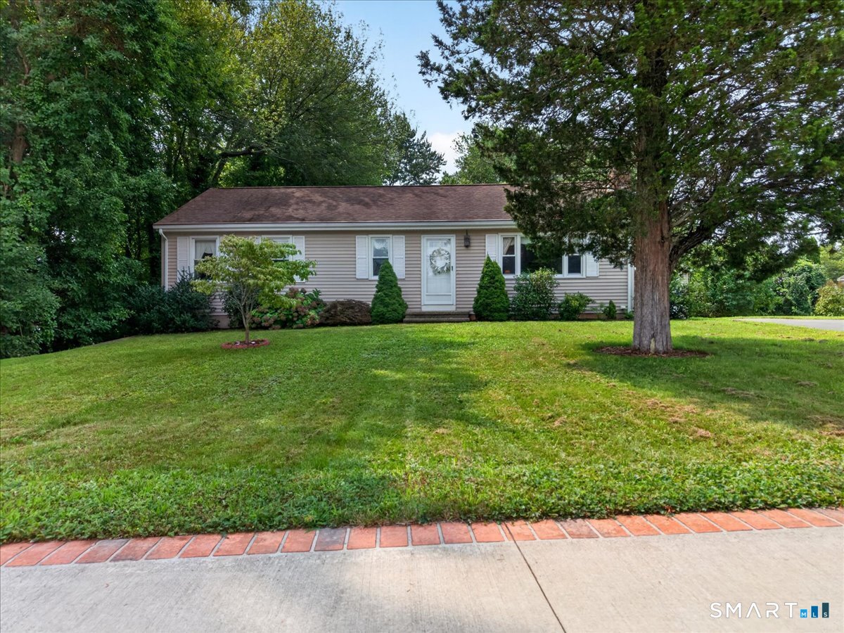 1324 Boston Post Road Old Saybrook CT 06475