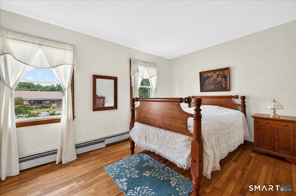 1324 Boston Post Road Old Saybrook CT 06475