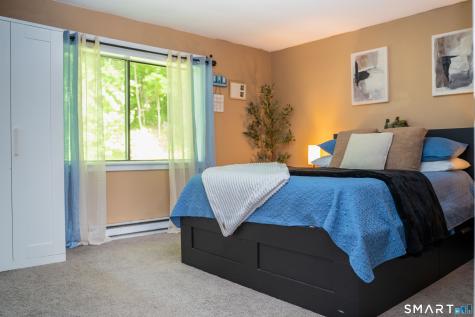 51 Valley Drive Naugatuck CT 06770