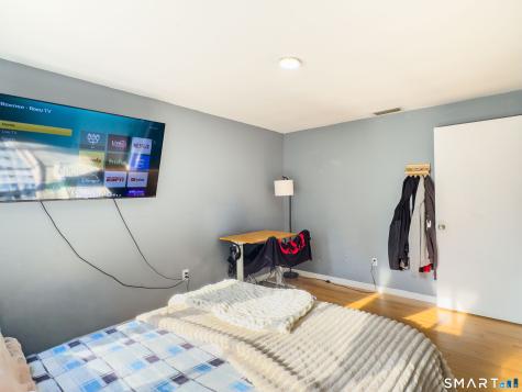51 Valley Drive Naugatuck CT 06770