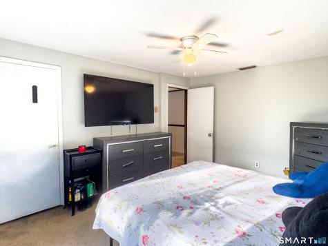 51 Valley Drive Naugatuck CT 06770