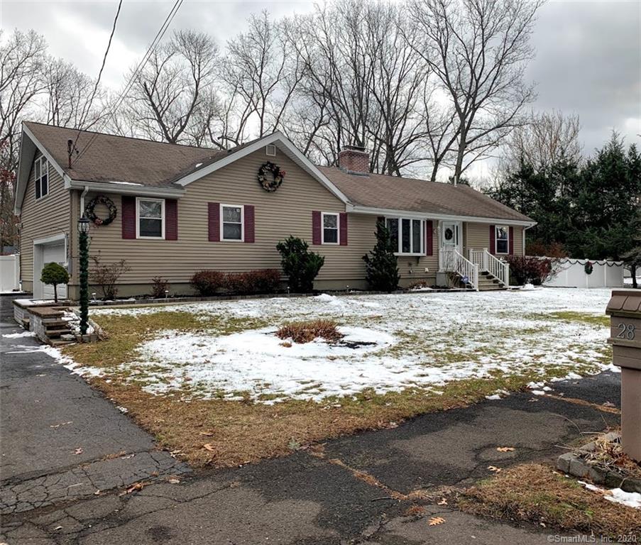 28 Pool Road North Haven CT 06473