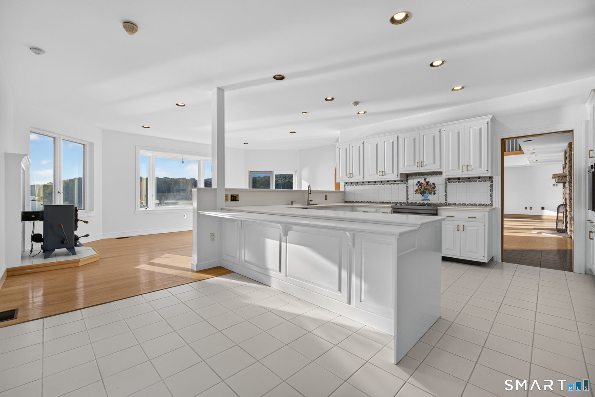 87 Cove Road Lyme CT 06371