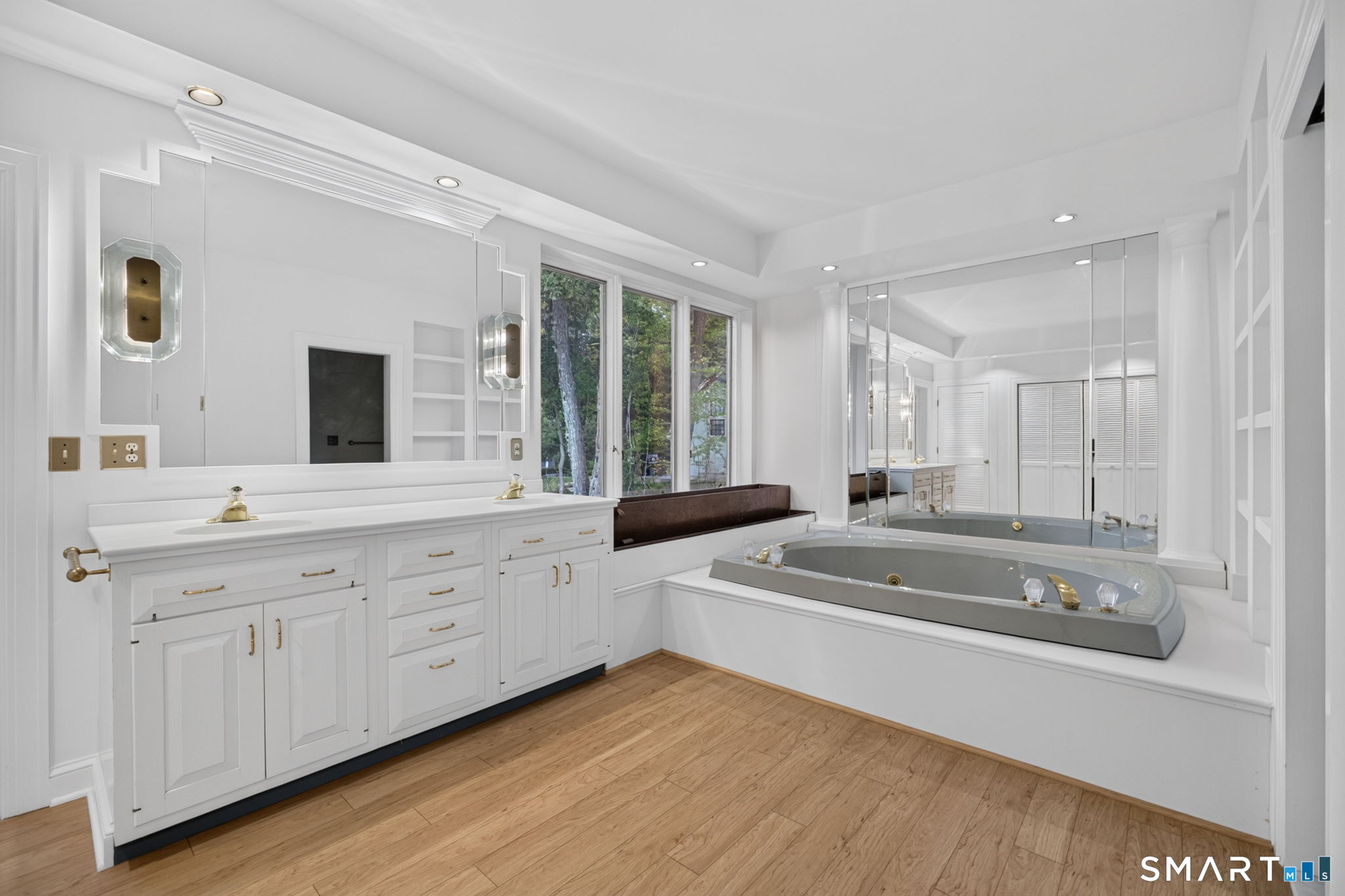 87 Cove Road Lyme CT 06371