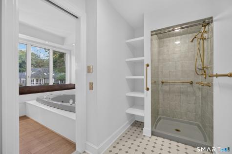 87 Cove Road Lyme CT 06371
