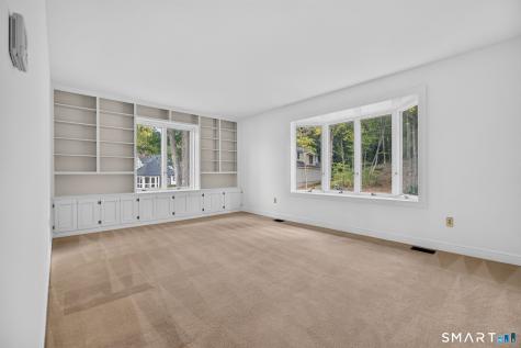 87 Cove Road Lyme CT 06371