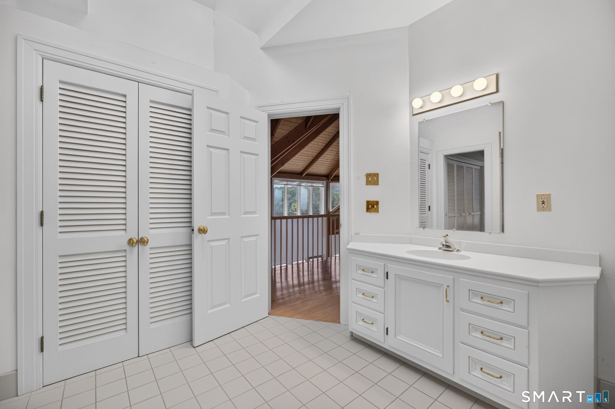 87 Cove Road Lyme CT 06371