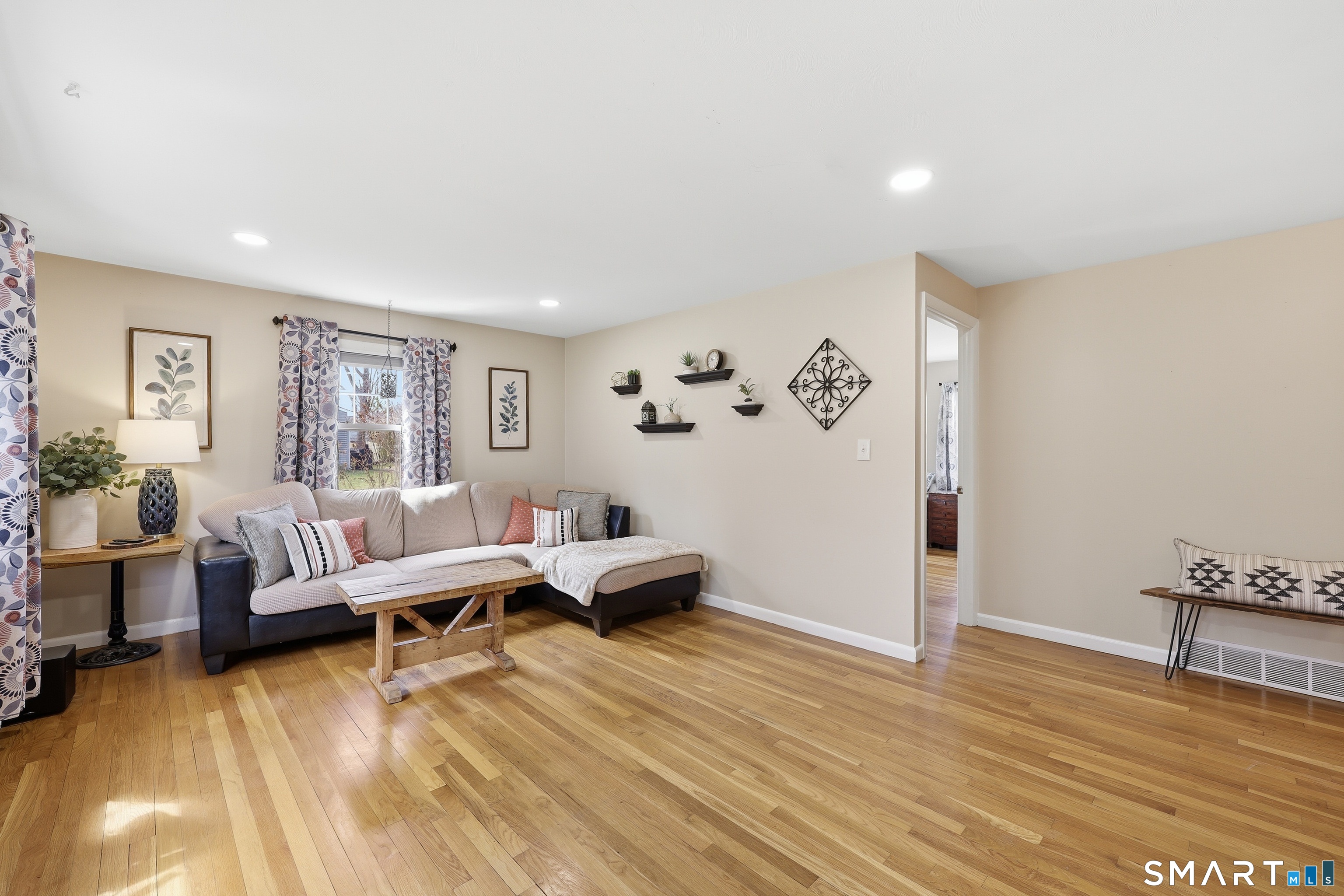 23 Ellis Street Windsor Locks CT 06096