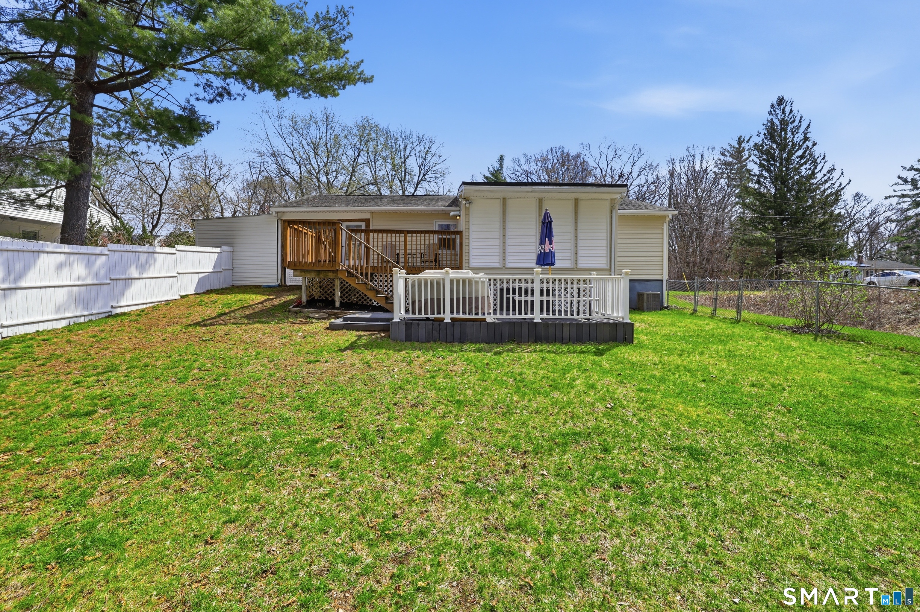 23 Ellis Street Windsor Locks CT 06096