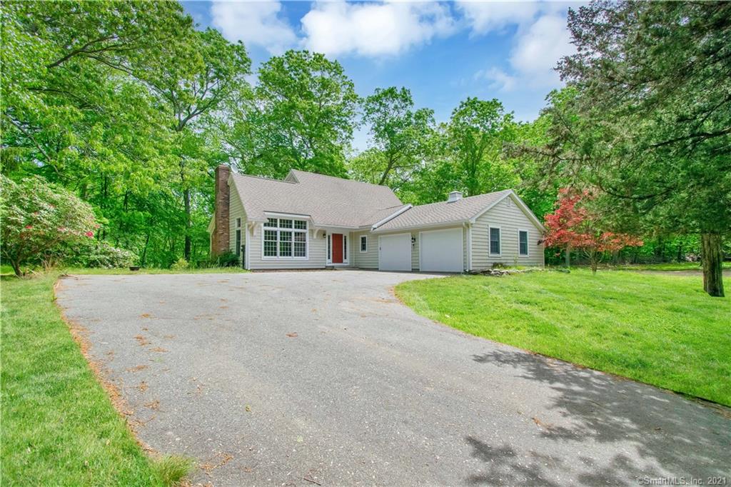 11 Pleasant Valley Road Clinton CT 06413