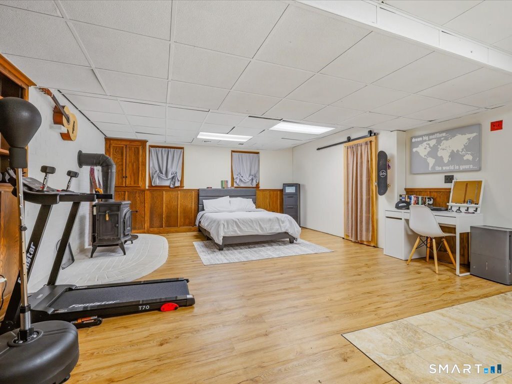 128 Spring Road North Haven CT 06473