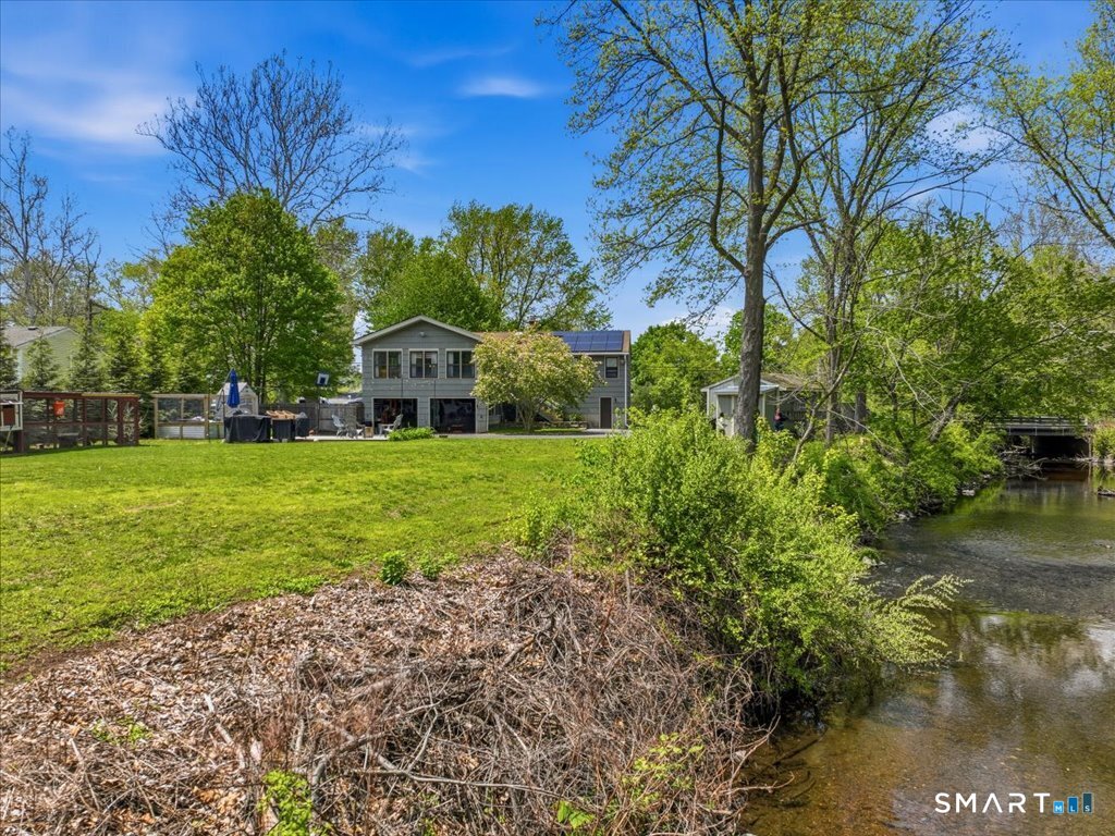 128 Spring Road North Haven CT 06473
