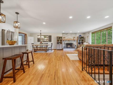 128 Spring Road North Haven CT 06473