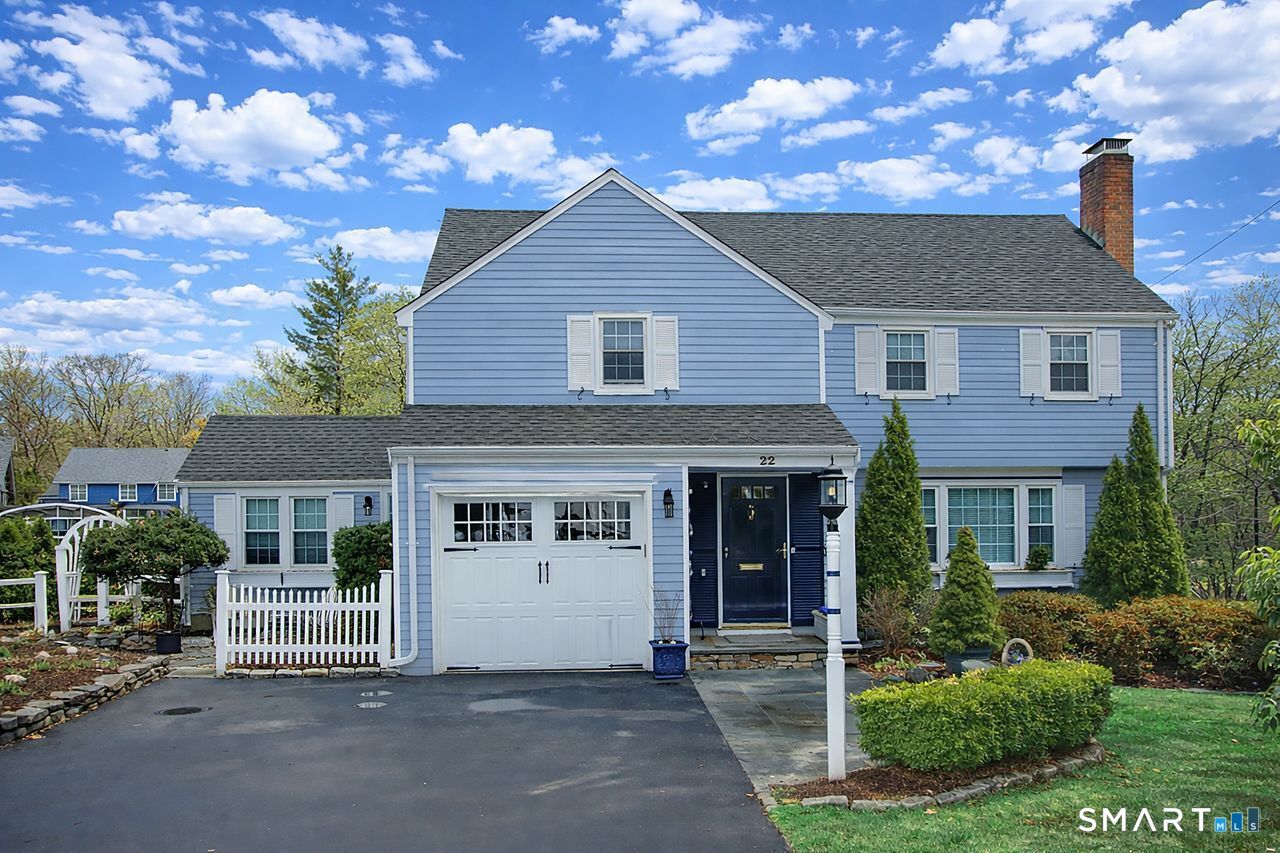 22 Trotwood Drive West Hartford CT 06117