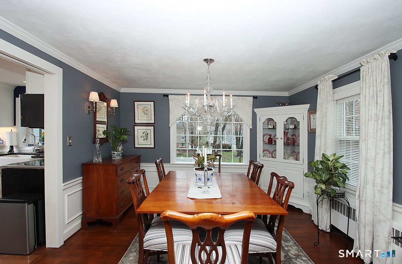 22 Trotwood Drive West Hartford CT 06117