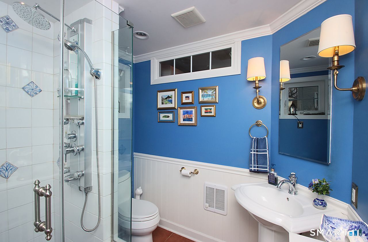 22 Trotwood Drive West Hartford CT 06117