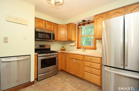 58 Lynn Road Essex CT 06442