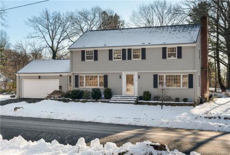 9 Killdeer Road Hamden CT 06517