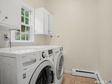 1061 Galloping Hill Road Fairfield CT 06824