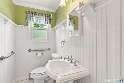 30 Bridge Street Ellington CT 06029