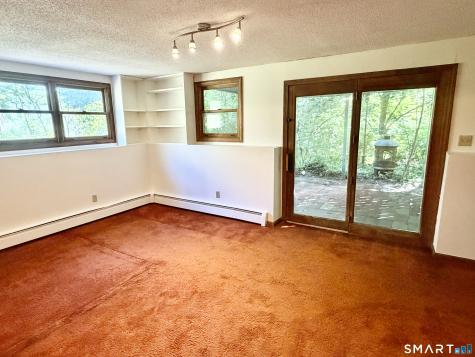 77 Evergreen Avenue Hamden CT 06518