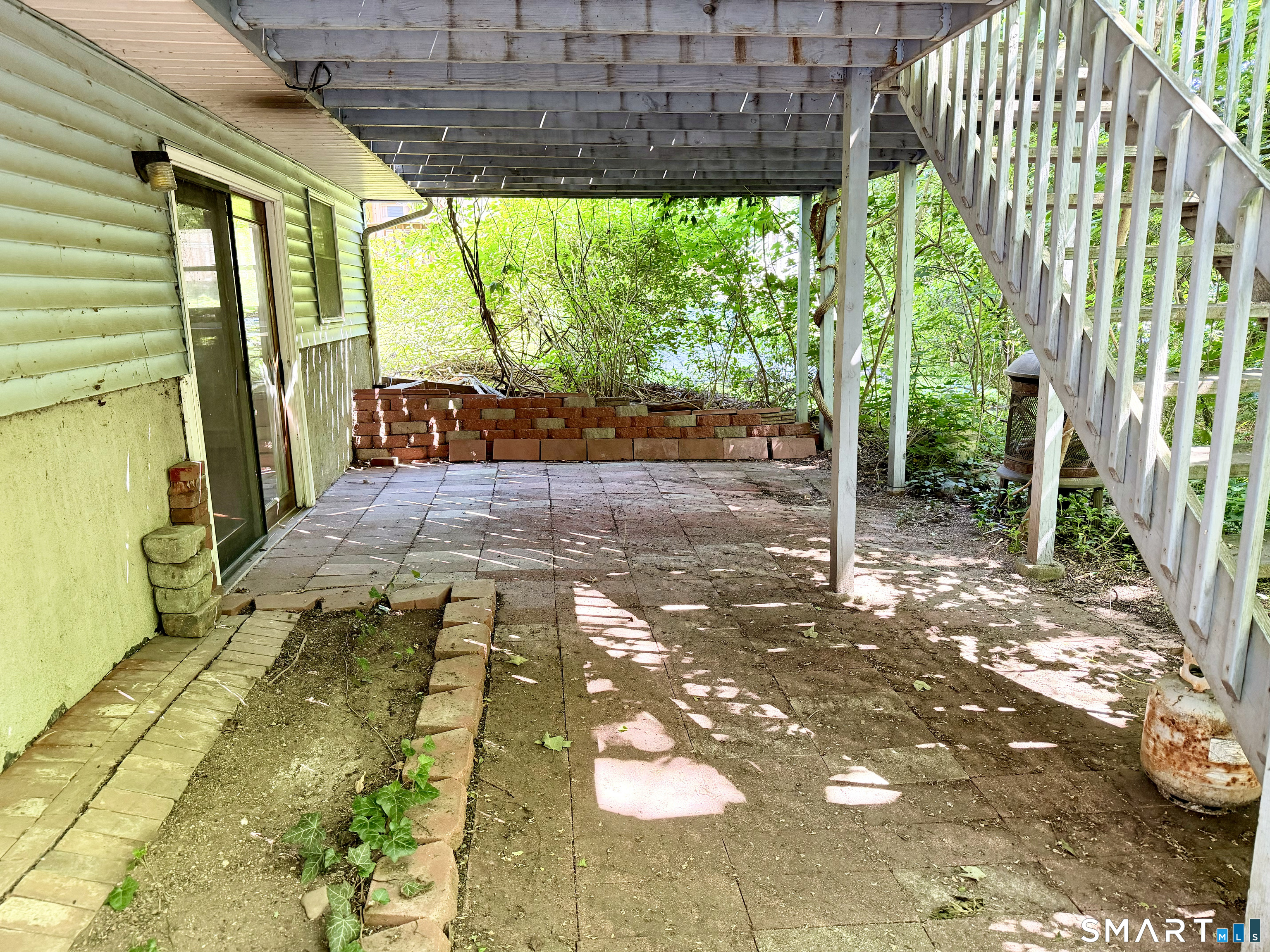 77 Evergreen Avenue Hamden CT 06518