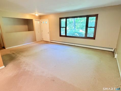 77 Evergreen Avenue Hamden CT 06518