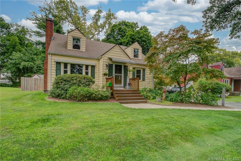 17 Sunnyside Circle Windsor CT 06095