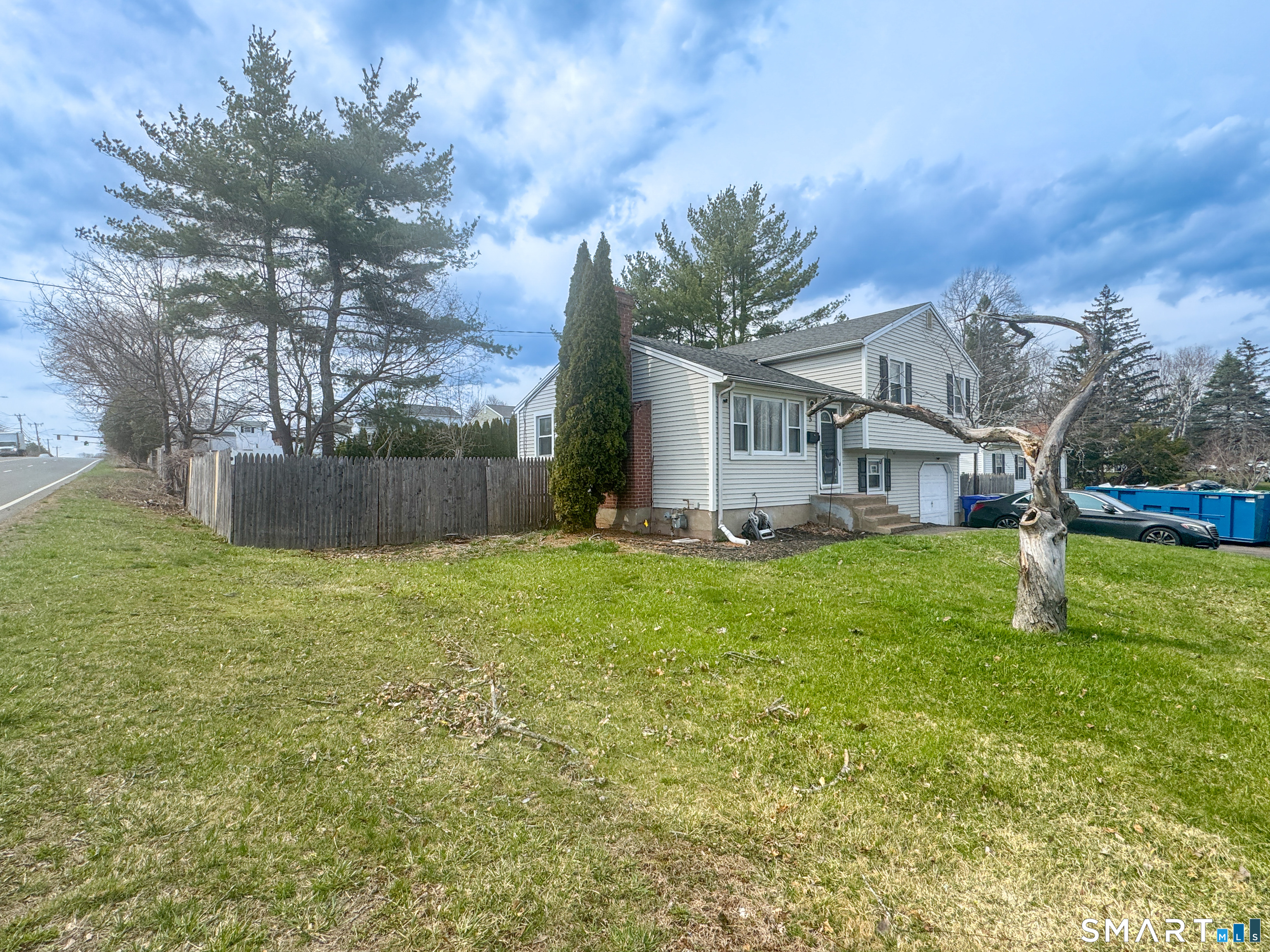 5 Old Farm Drive Newington CT 06111