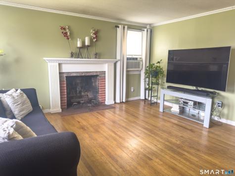 5 Old Farm Drive Newington CT 06111