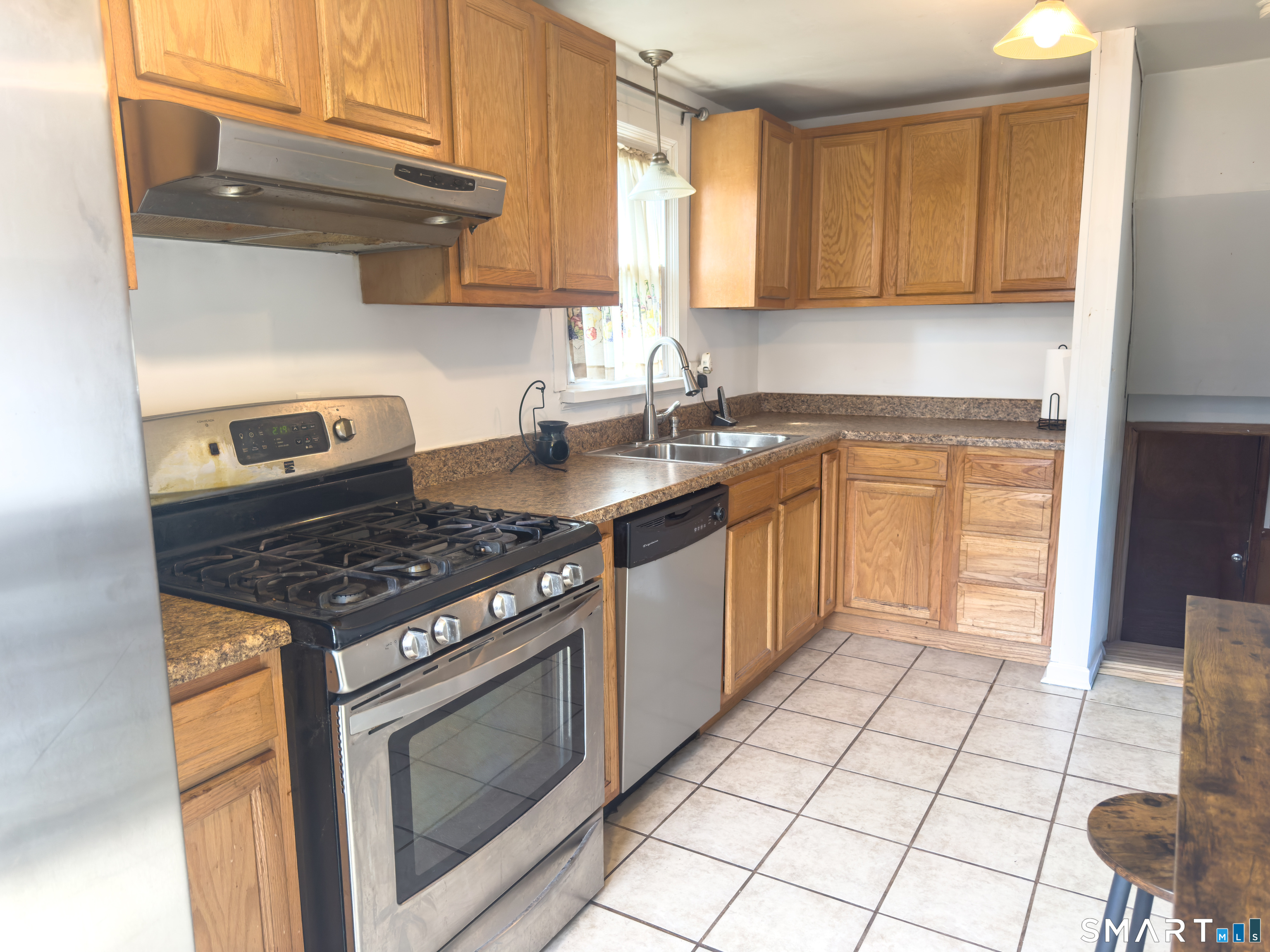 5 Old Farm Drive Newington CT 06111