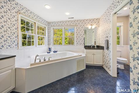 699 Andrea Court Cheshire CT 06410