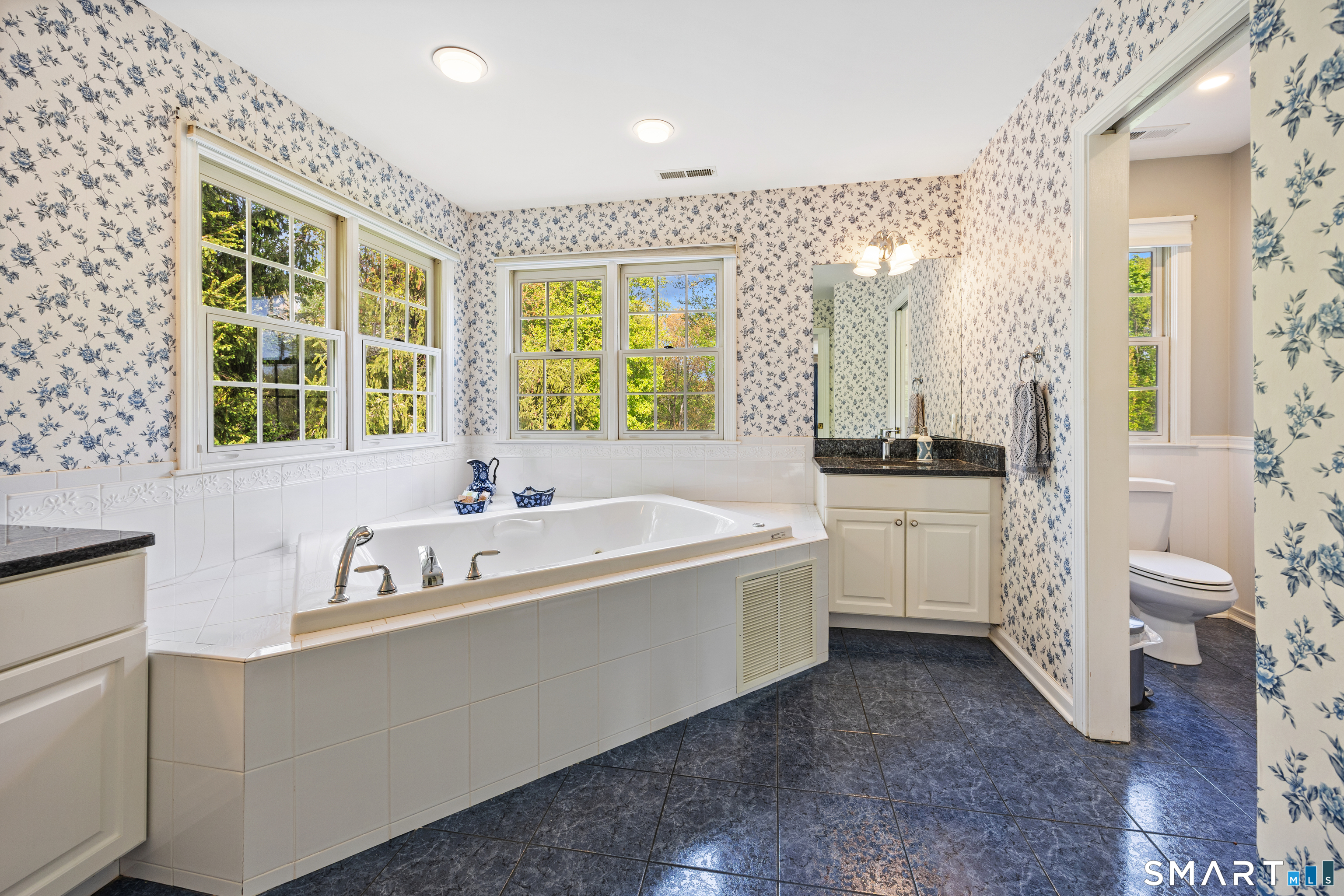 699 Andrea Court Cheshire CT 06410