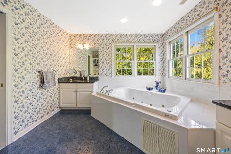 699 Andrea Court Cheshire CT 06410