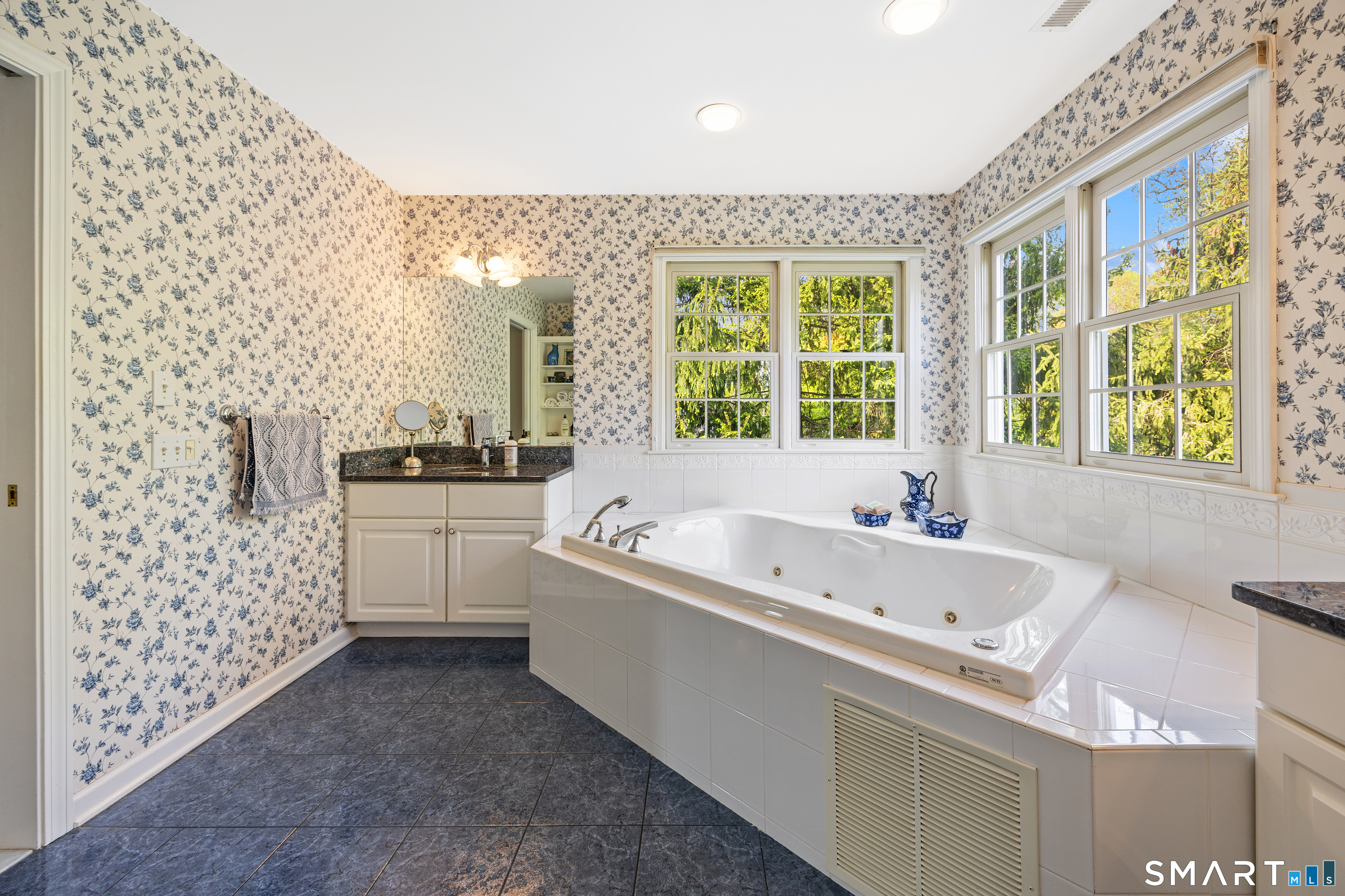 699 Andrea Court Cheshire CT 06410