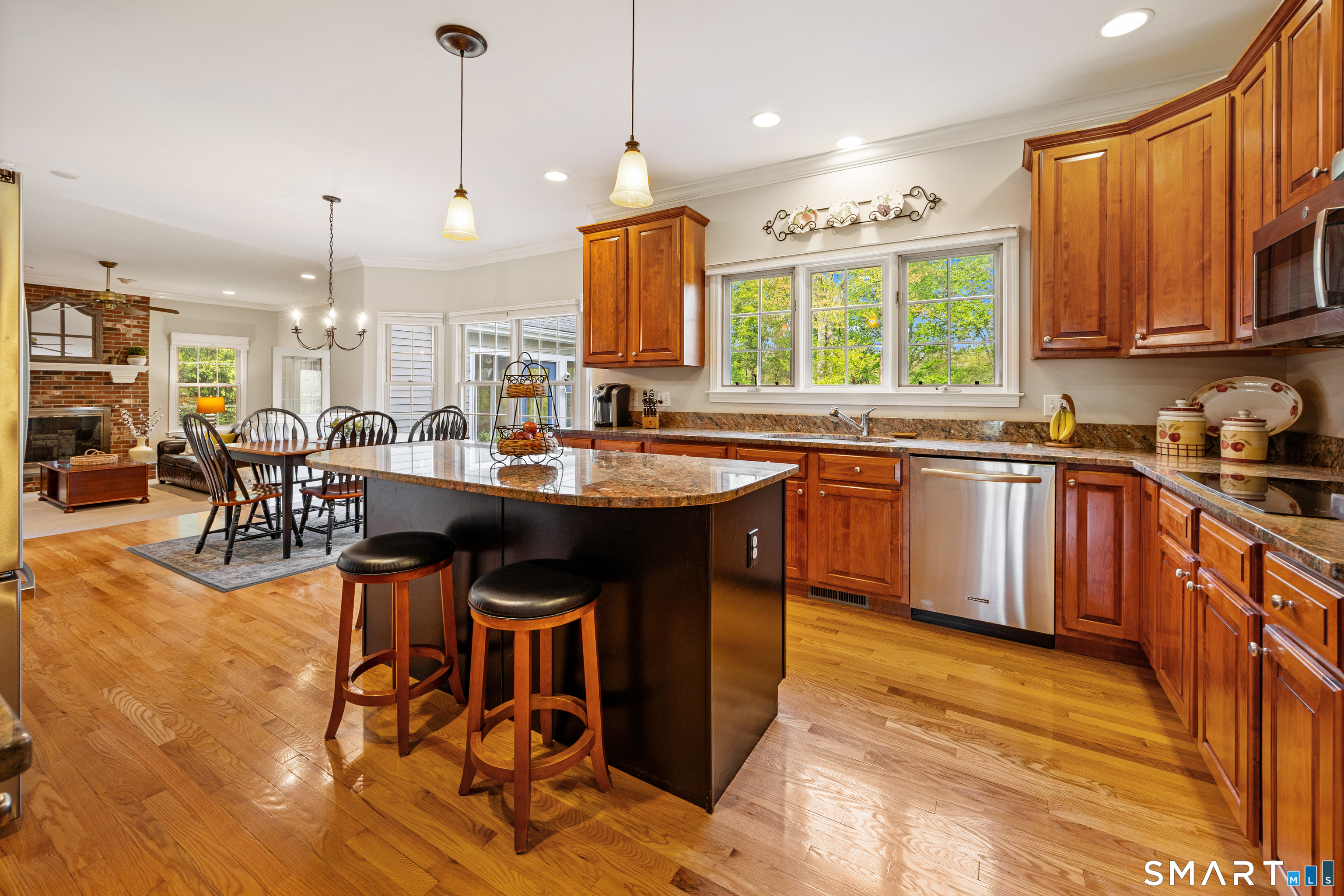 699 Andrea Court Cheshire CT 06410