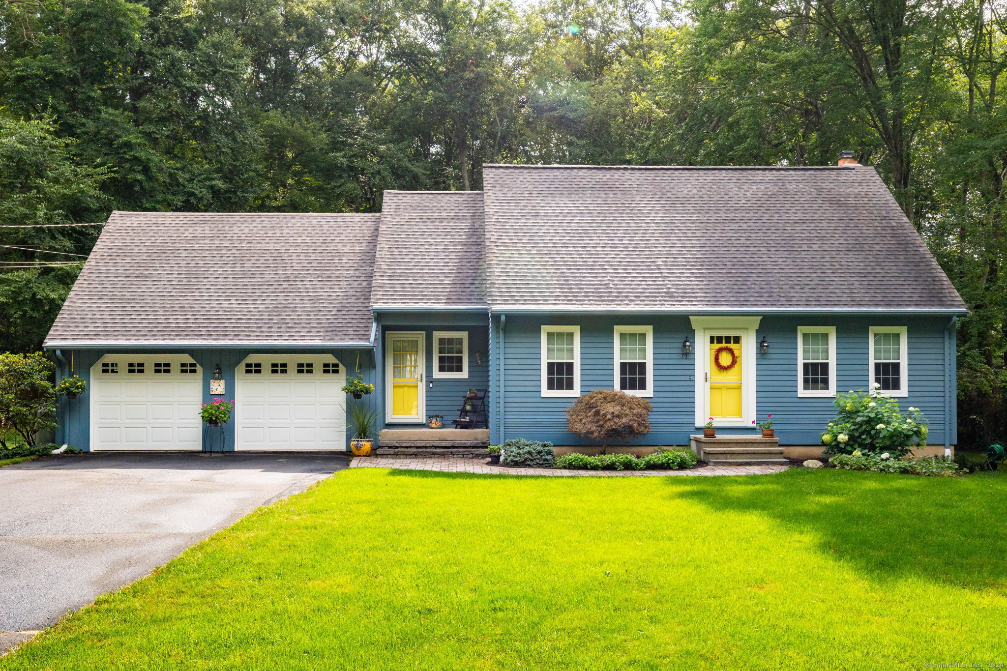 73 West Street Hebron CT 06248