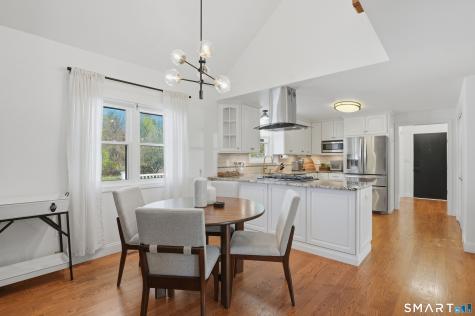17 Melody Lane East Hartford CT 06118