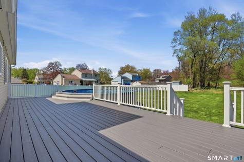17 Melody Lane East Hartford CT 06118