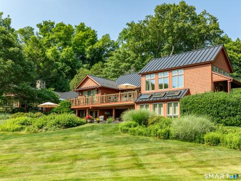 35 Schoolhouse Road Roxbury CT 06783