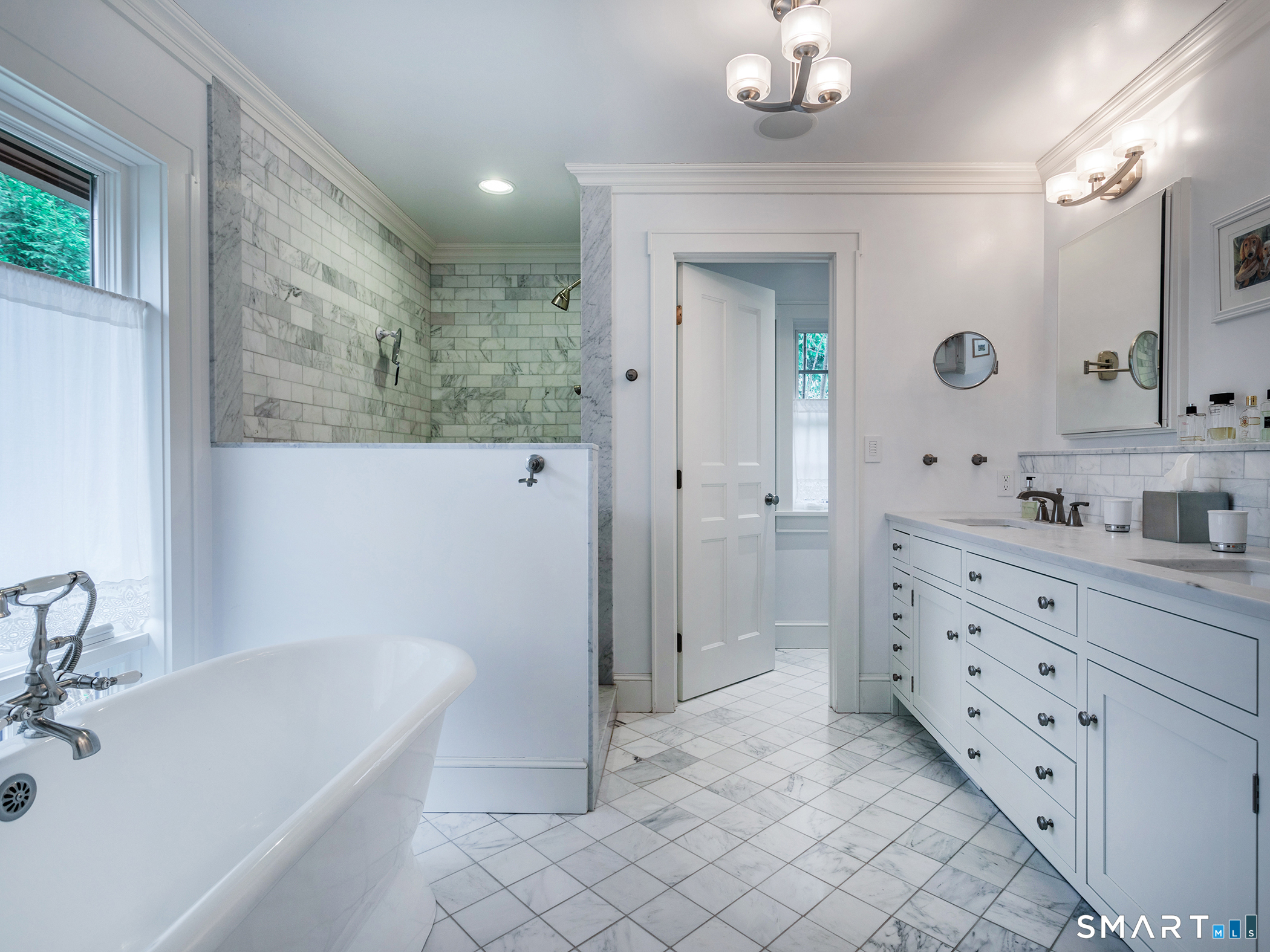 35 Schoolhouse Road Roxbury CT 06783
