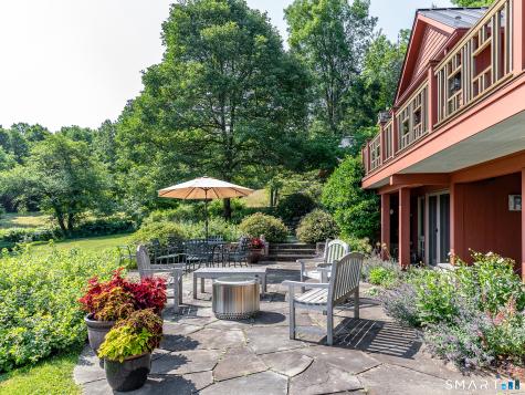 35 Schoolhouse Road Roxbury CT 06783