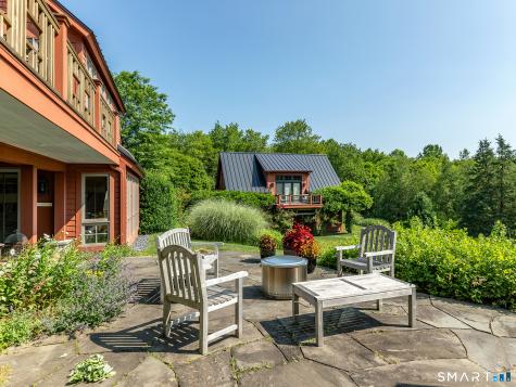 35 Schoolhouse Road Roxbury CT 06783
