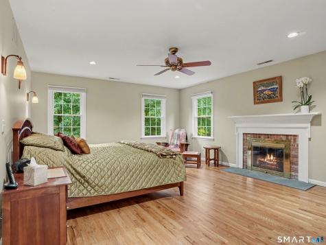 16 Banks Hill Place Ridgefield CT 06877