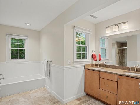 16 Banks Hill Place Ridgefield CT 06877