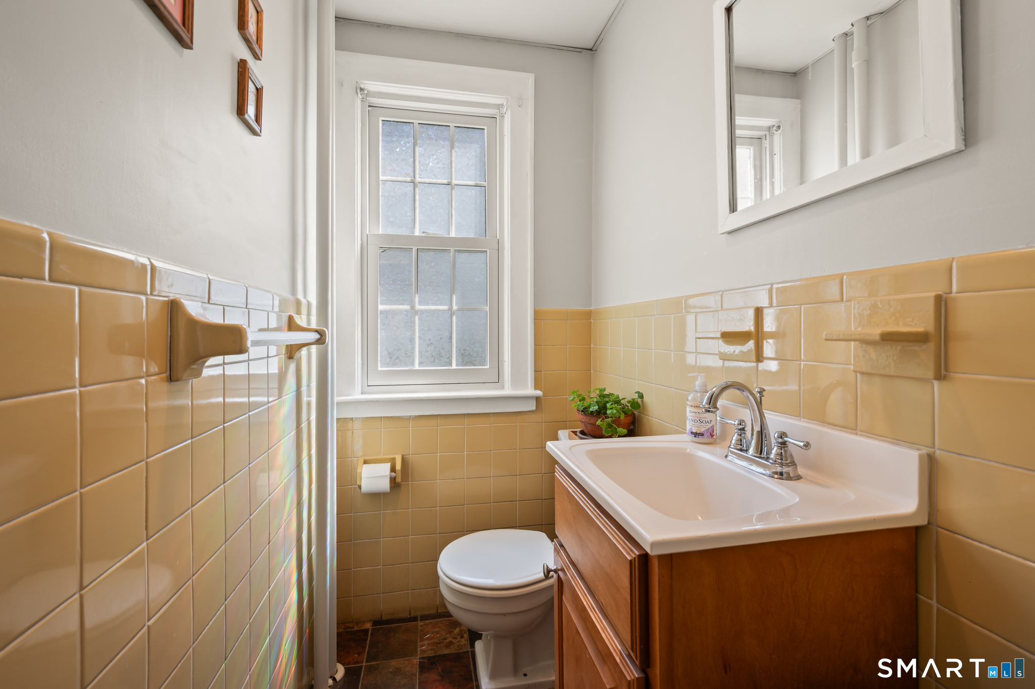 38 Johnson Street Middletown CT 06457