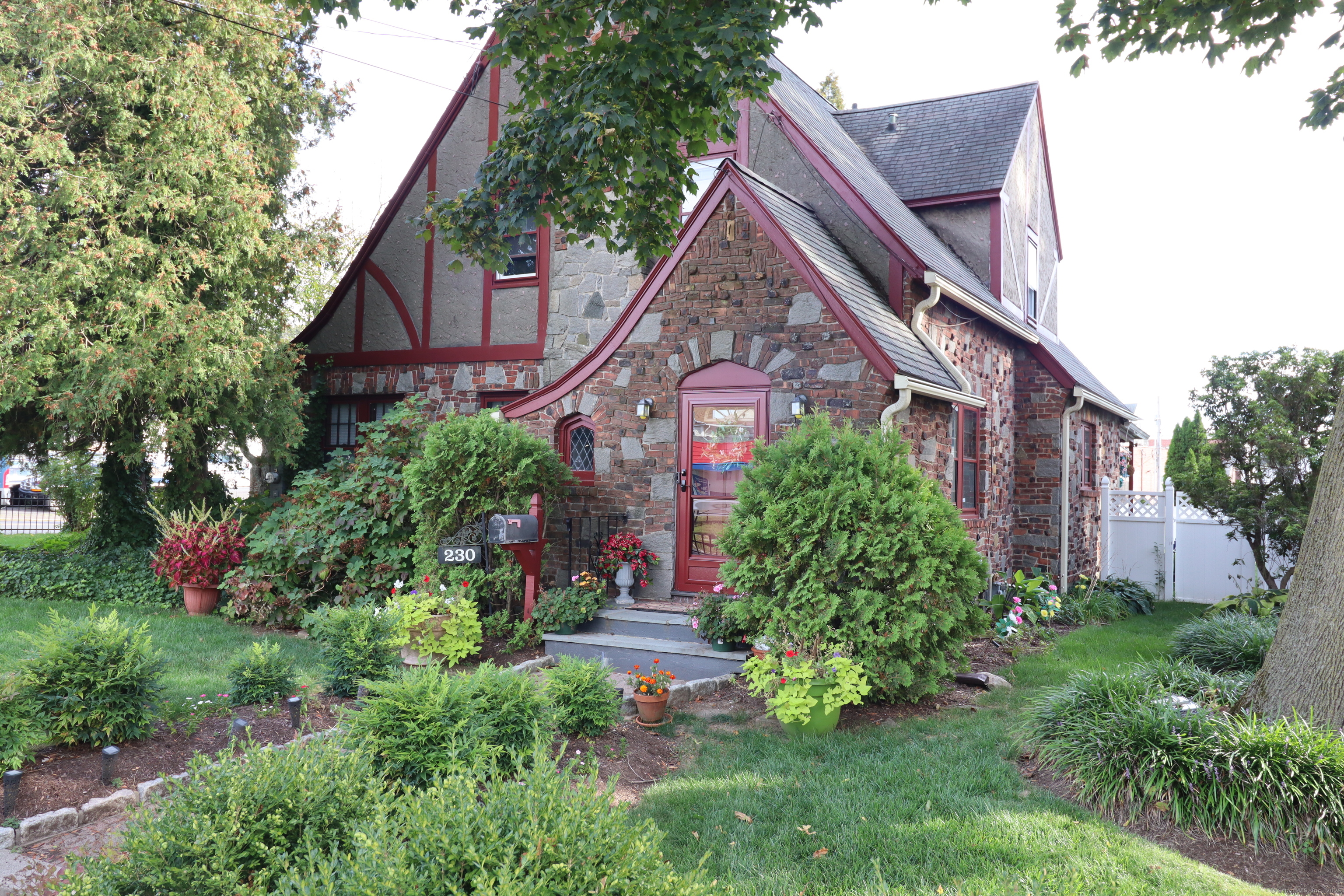 230 Hickory Street Bridgeport CT 06610