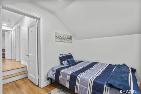 381 Quaker South Lane West Hartford CT 06119